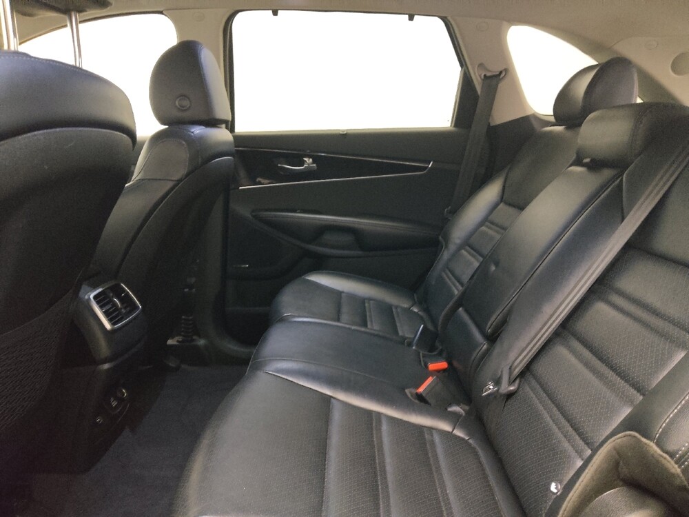 2019 Kia Sorento in Tulsa, OK 74145 - 18121426 18