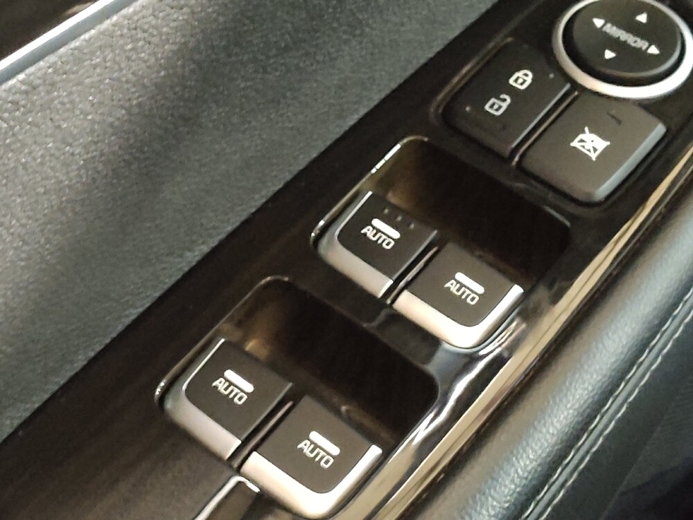 2019 Kia Sorento in Tulsa, OK 74145 - 18121426 27