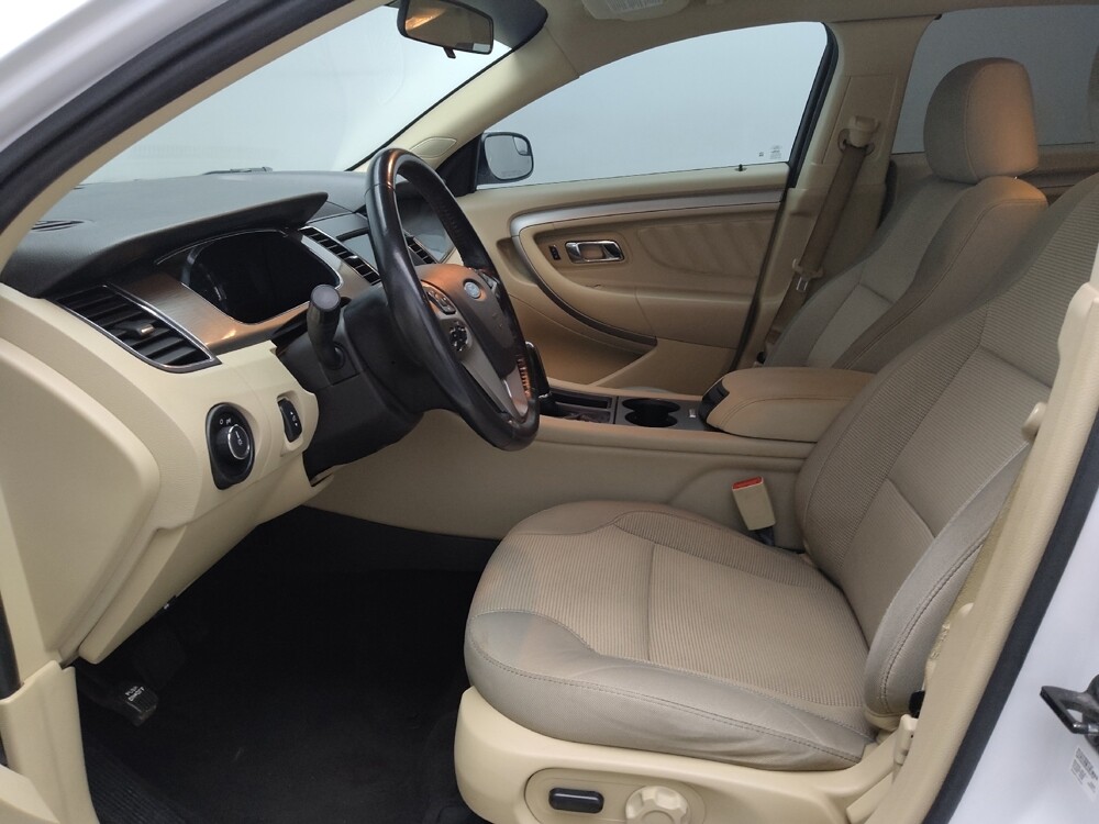 2019 Ford Taurus in Tulsa, OK 74145 - 18121428 17