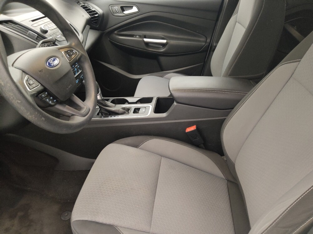 2017 Ford Escape in Lakeland, FL 33815 - 18121430 17