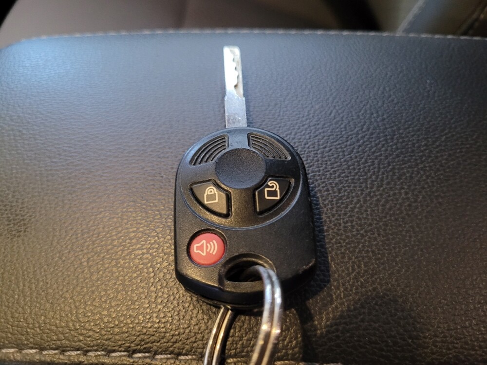 2017 Ford Escape in Lakeland, FL 33815 - 18121430 32