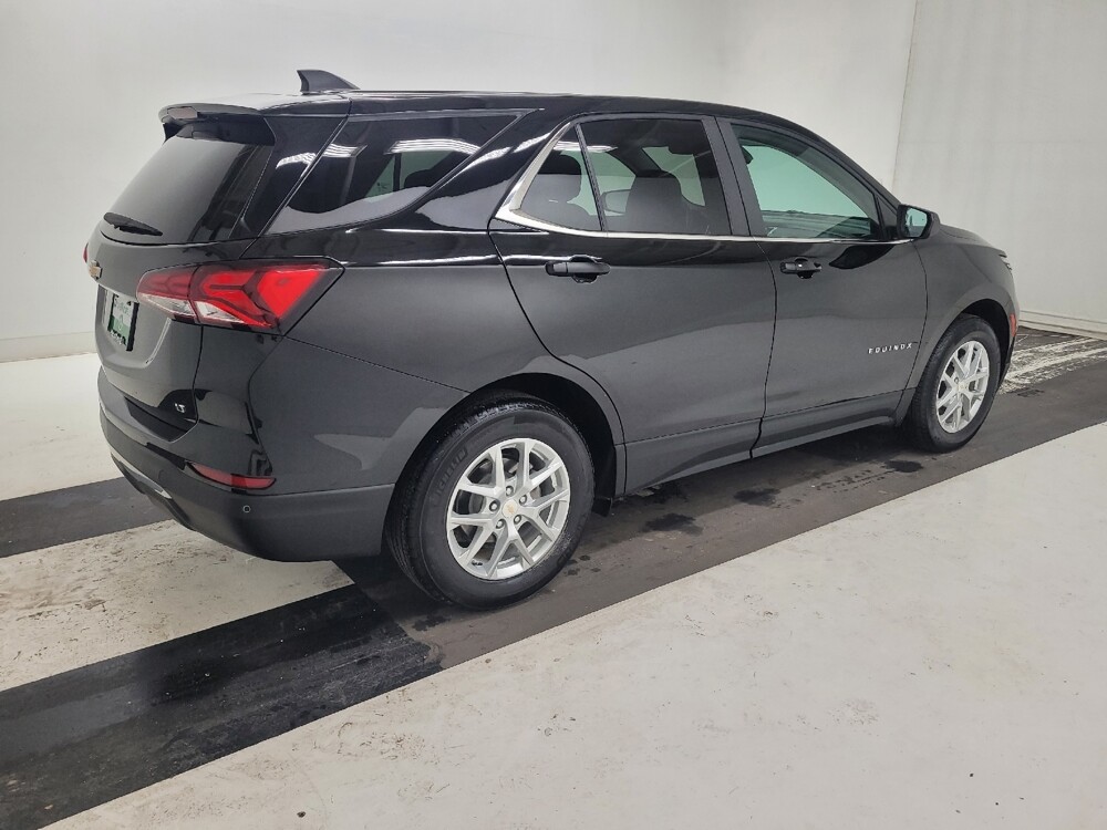2024 Chevrolet Equinox in Gladstone, MO 64118 - 18121431 10