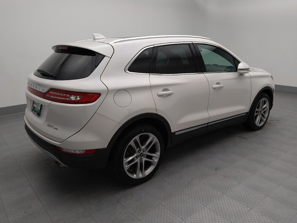 2018 Lincoln MKC in Gladstone, MO 64118 - 18121435 10