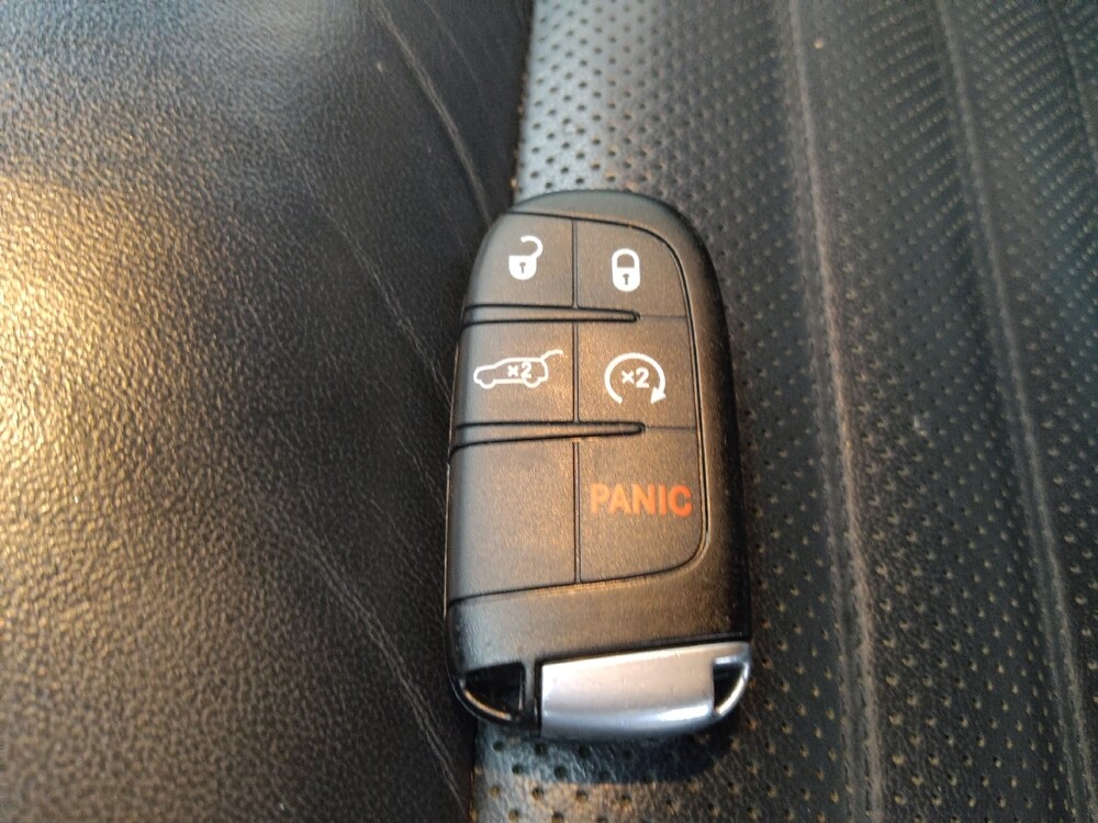 2020 Jeep Grand Cherokee in Independence, MO 64055 - 18121436 32