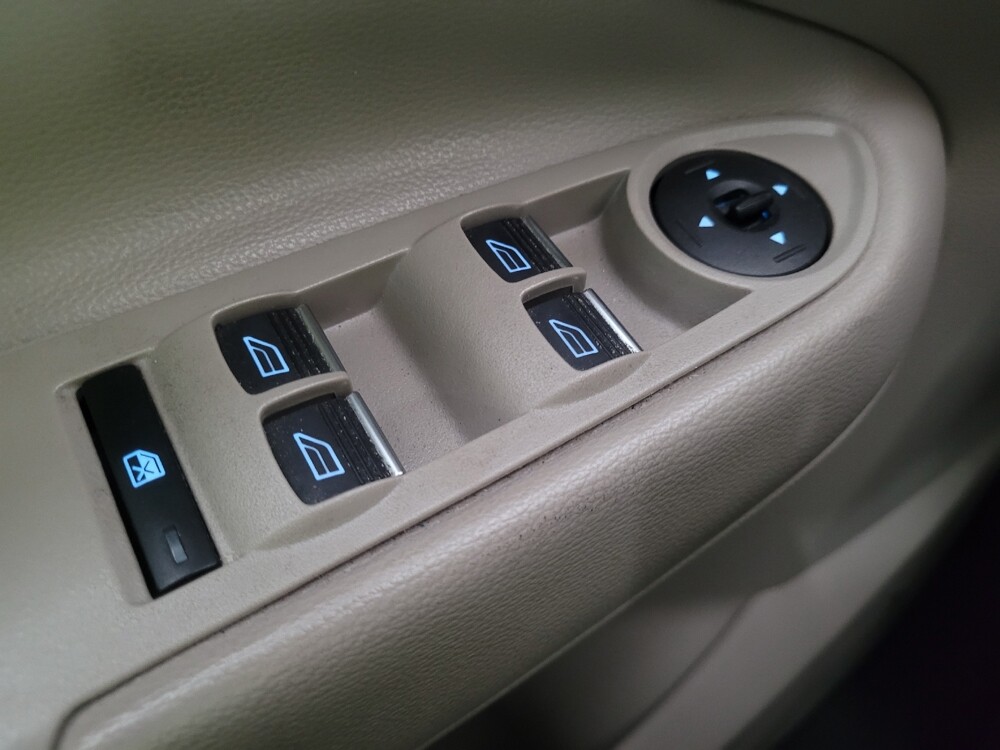 2019 Ford Escape in Union City, GA 30291 - 18121443 27