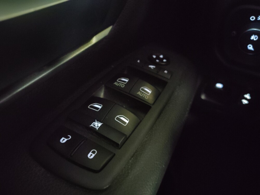 2021 RAM 1500 in Marietta, GA 30062 - 18121444 27