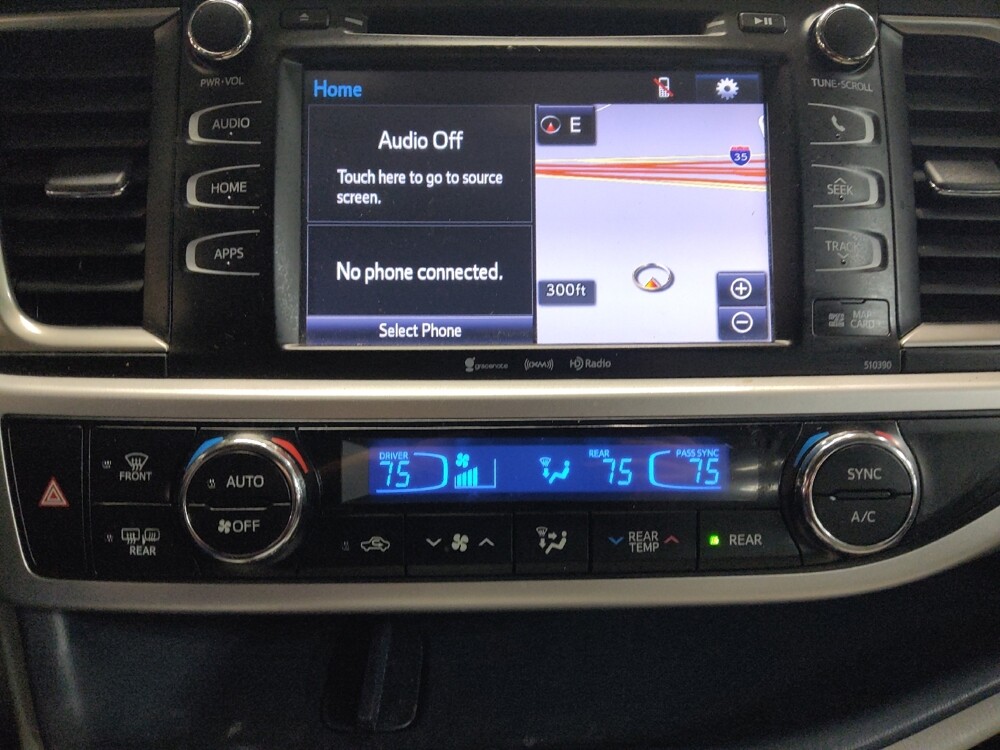 2019 Toyota Highlander in Plano, TX 75074 - 18121454 25