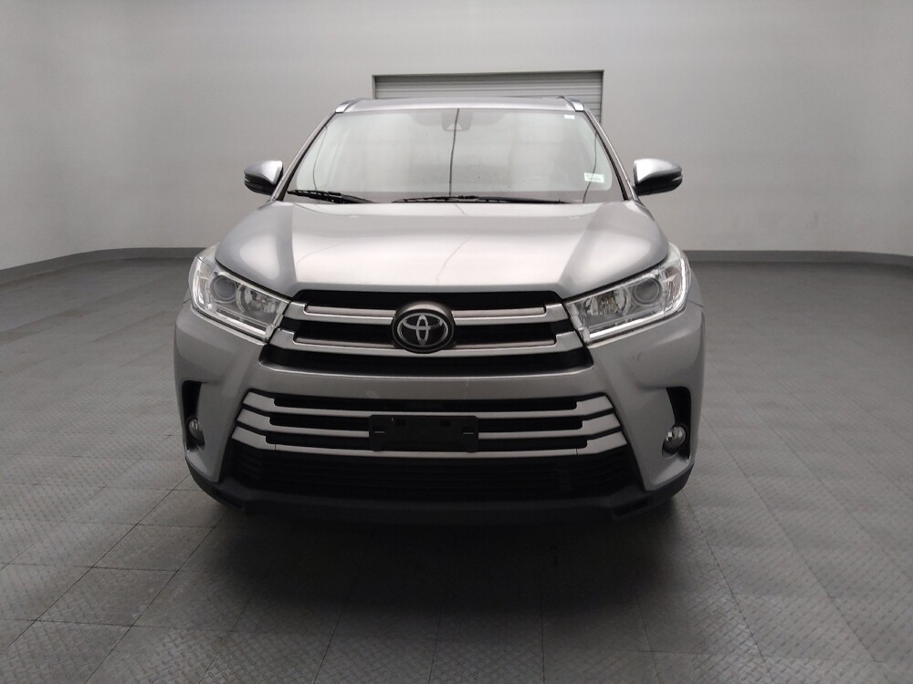 2019 Toyota Highlander in Plano, TX 75074 - 18121454 15