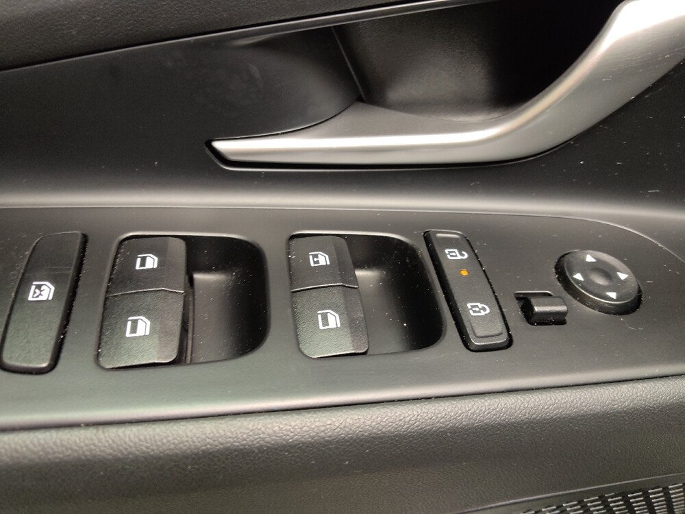 2025 Hyundai Elantra in Columbia, SC 29210 - 18121455 27