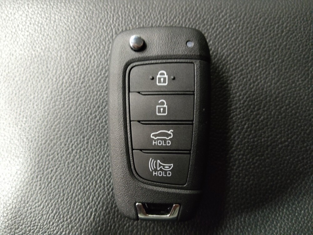 2025 Hyundai Elantra in Columbia, SC 29210 - 18121455 32