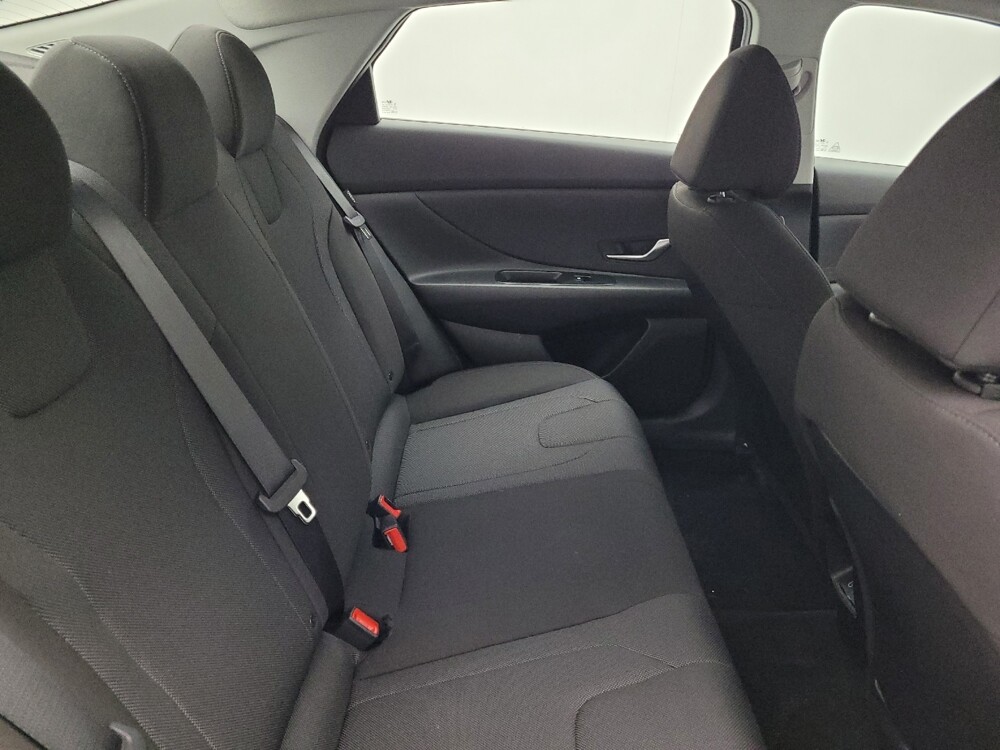 2025 Hyundai Elantra in Columbia, SC 29210 - 18121455 19