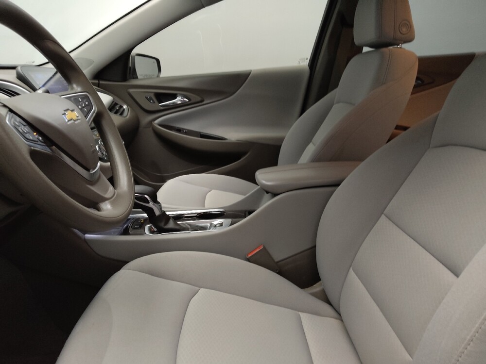 2022 Chevrolet Malibu in Plano, TX 75074 - 18121457 17