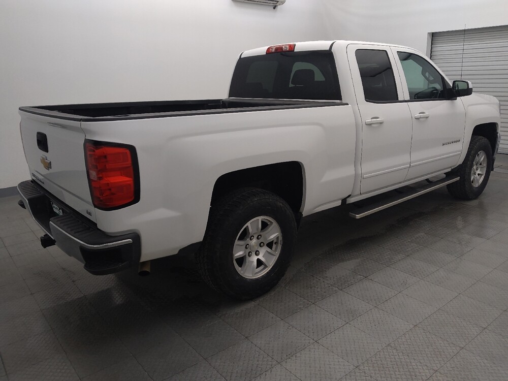 2019 Chevrolet Silverado 1500 in Metairie, LA 70006 - 18121458 10