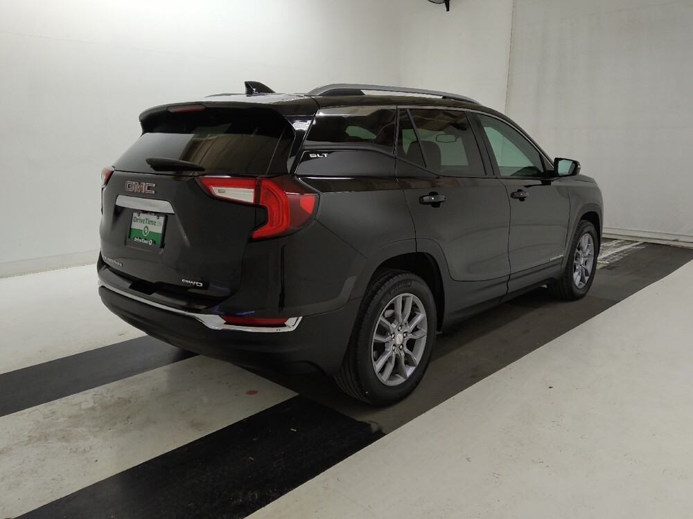 2024 GMC Terrain in St. Louis, MO 63125 - 18121466 9