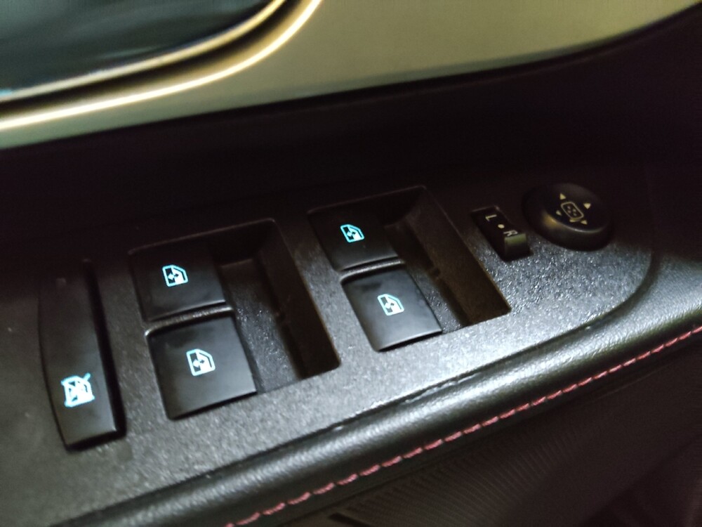 2015 Chevrolet Equinox in Charleston, SC 29414 - 18121468 27