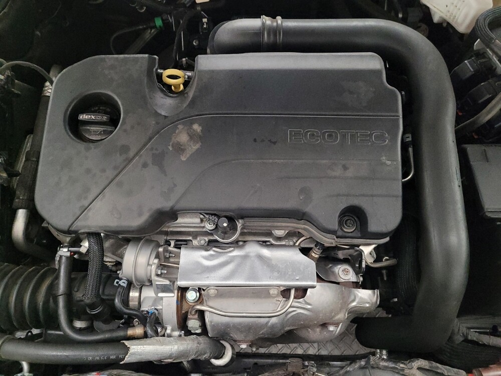 2023 Chevrolet Malibu in Riverside, CA 92504 - 18121472 30