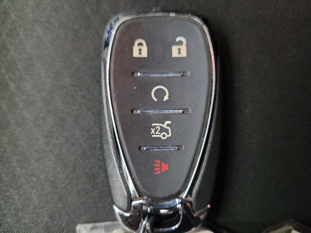 2023 Chevrolet Malibu in Riverside, CA 92504 - 18121472 32