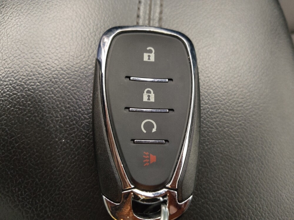 2018 Chevrolet Malibu in Albuquerque, NM 87123 - 18121477 32