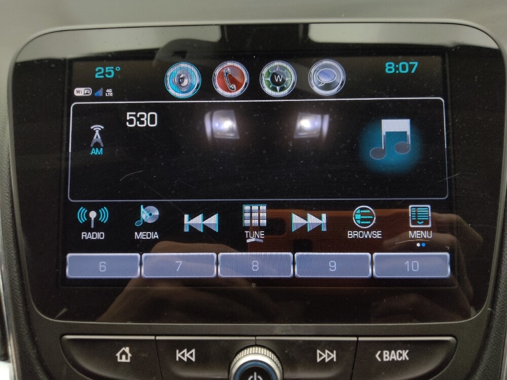 2018 Chevrolet Malibu in Albuquerque, NM 87123 - 18121477 25