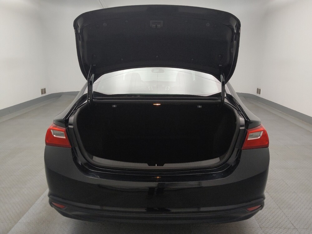 2018 Chevrolet Malibu in Albuquerque, NM 87123 - 18121477 29