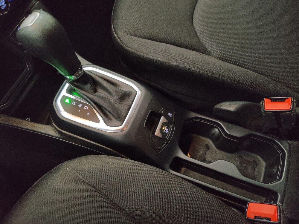 2021 Jeep Renegade in Albuquerque, NM 87123 - 18121479 26