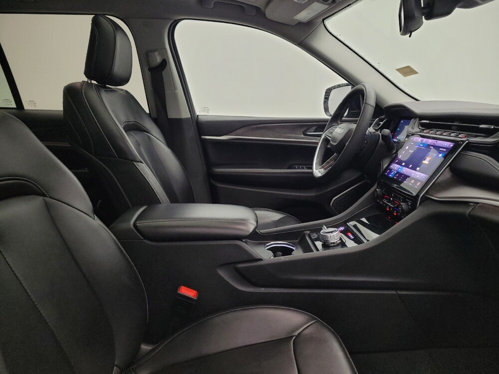 2024 Jeep Grand Cherokee in Louisville, KY 40258 - 18121482 21