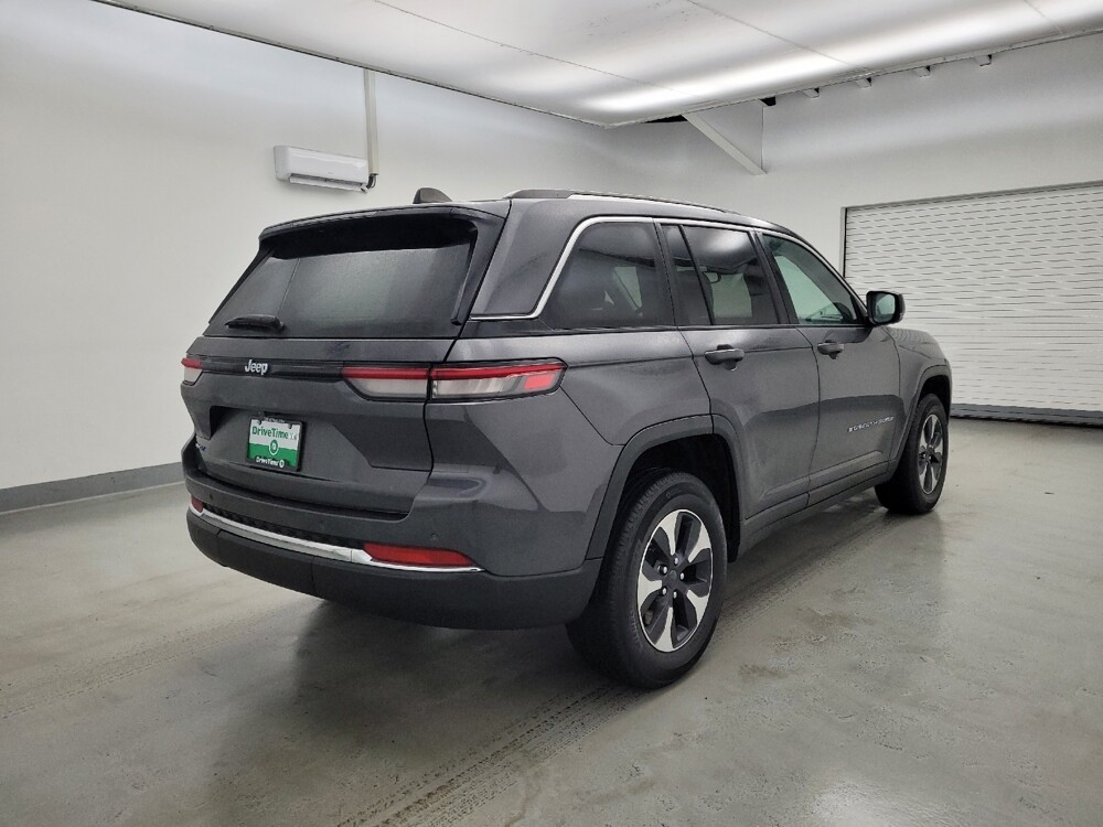 2024 Jeep Grand Cherokee in Louisville, KY 40258 - 18121482 10