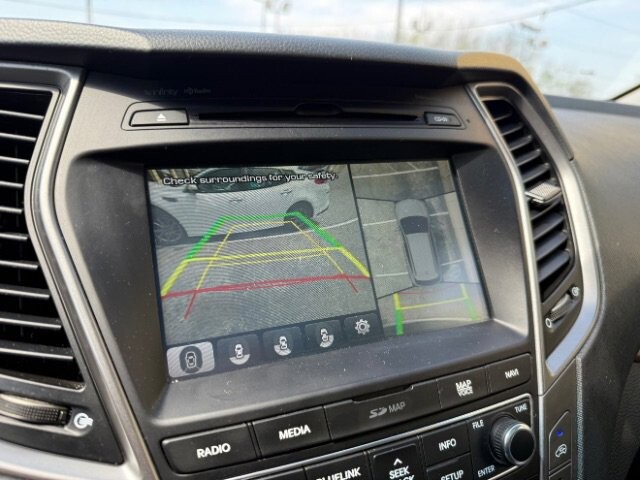 2018 Hyundai Santa Fe in Indianapolis, IN 46222-4002 - 18121488 7