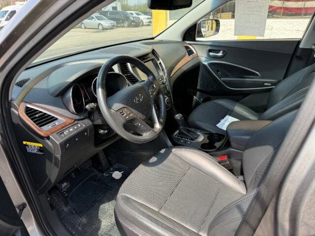 2018 Hyundai Santa Fe in Indianapolis, IN 46222-4002 - 18121488 6