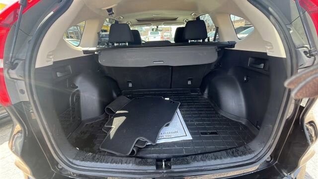 2015 Honda CR-V in Greenville, SC 29607 - 18121492 24