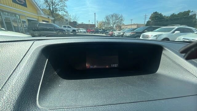 2015 Honda CR-V in Greenville, SC 29607 - 18121492 38