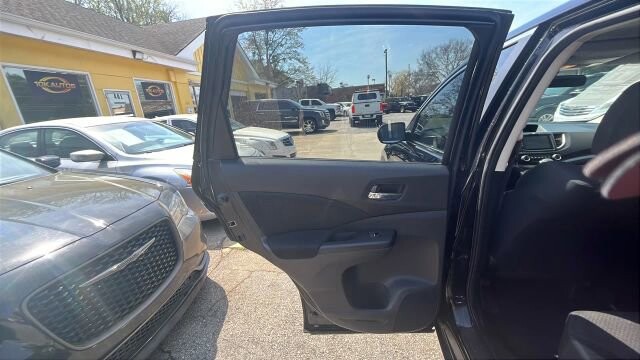 2015 Honda CR-V in Greenville, SC 29607 - 18121492 26