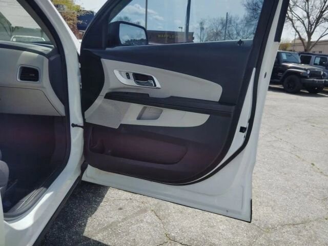 2015 Chevrolet Equinox in Greenville, SC 29607 - 18121496 13