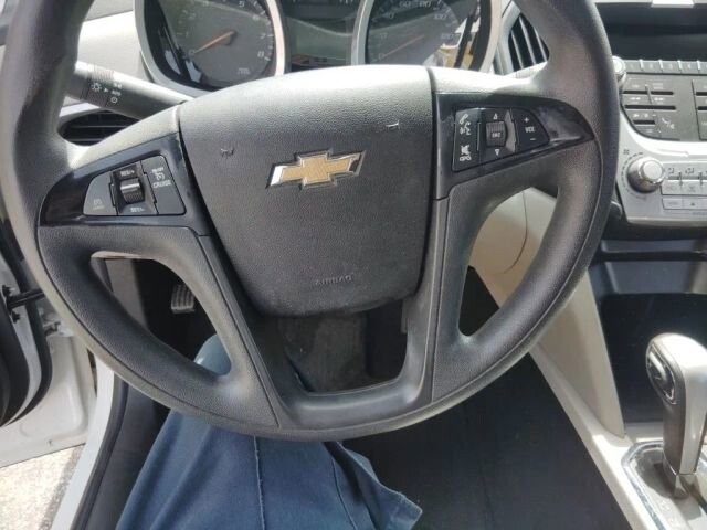 2015 Chevrolet Equinox in Greenville, SC 29607 - 18121496 24