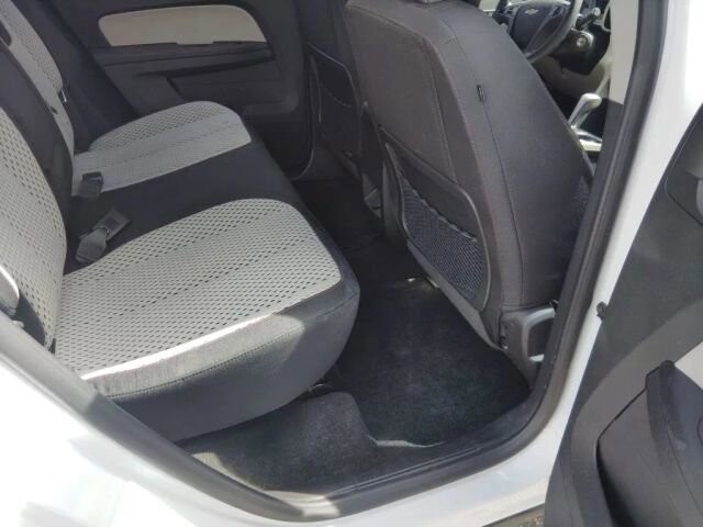 2015 Chevrolet Equinox in Greenville, SC 29607 - 18121496 17