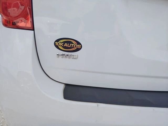 2015 Chevrolet Equinox in Greenville, SC 29607 - 18121496 5