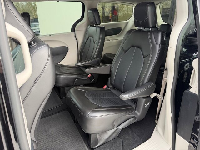 2024 Chrysler Pacifica in Knoxville, TN 37920 - 18121499 12