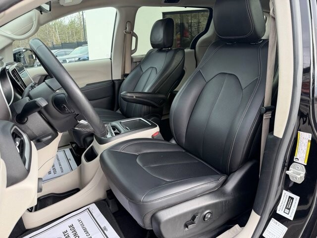 2024 Chrysler Pacifica in Knoxville, TN 37920 - 18121499 11