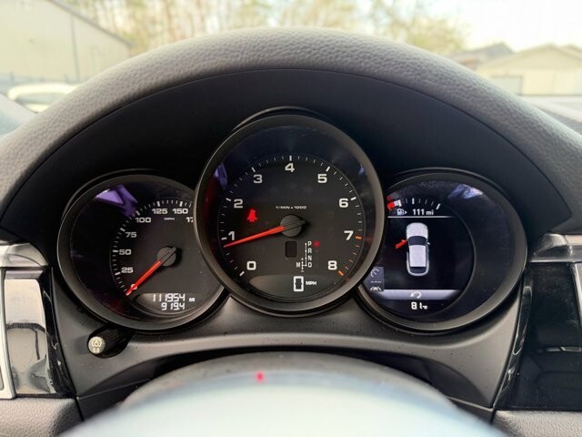 2018 Porsche Macan in Knoxville, TN 37920 - 18121500 21