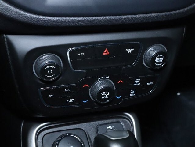 2020 Jeep Compass in Bedford, OH 44146 - 18121501 26