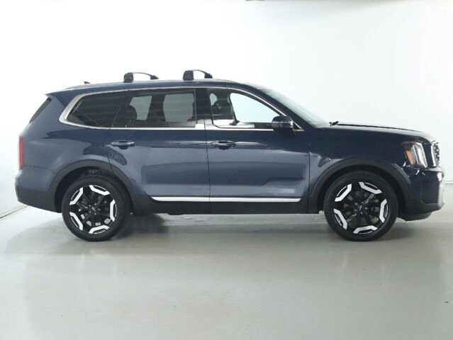 2024 Kia Telluride in Bedford, OH 44146 - 18121502 11
