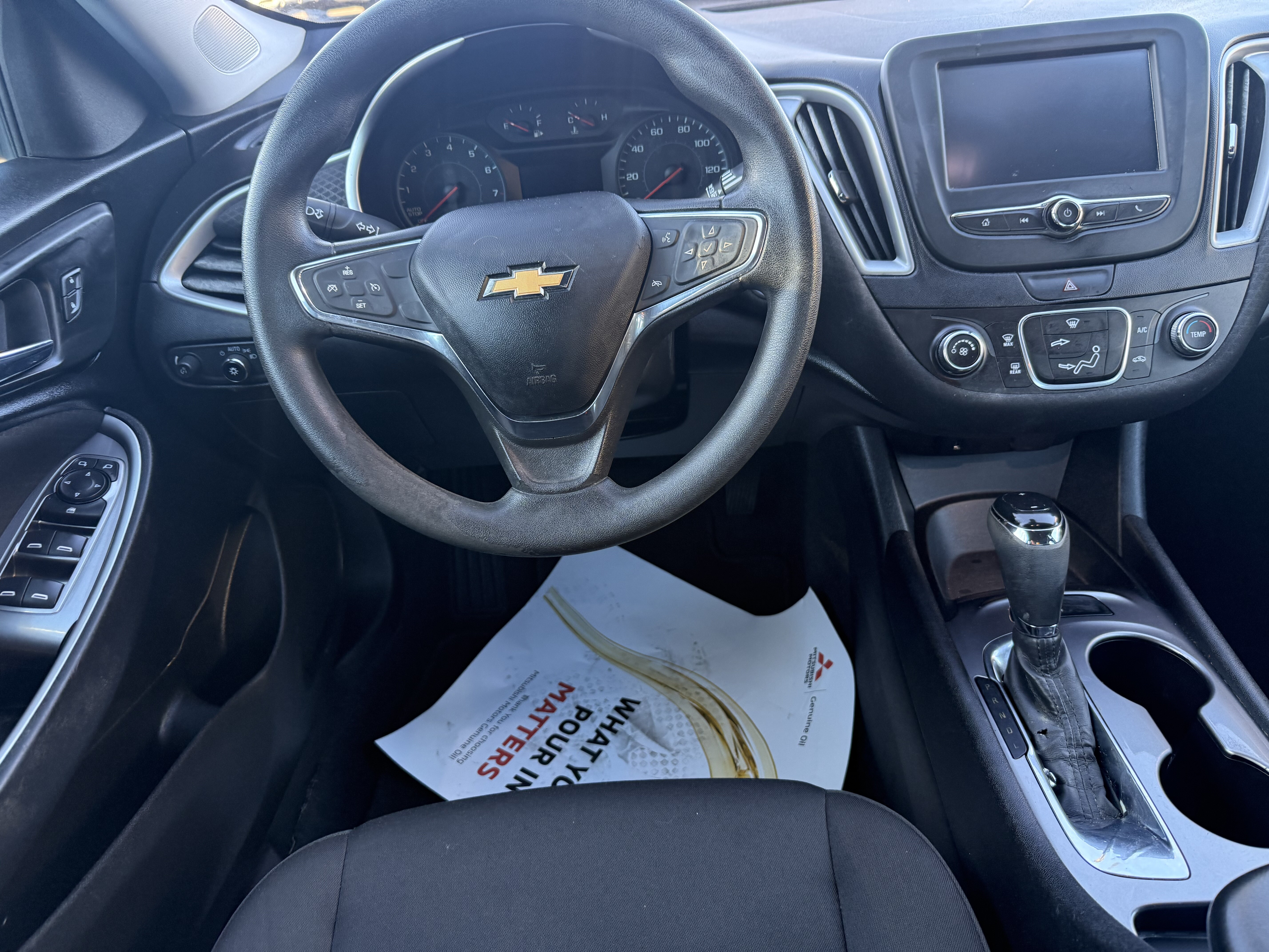 2018 Chevrolet Malibu in Phoenix, AZ 85022 - 18121508 7