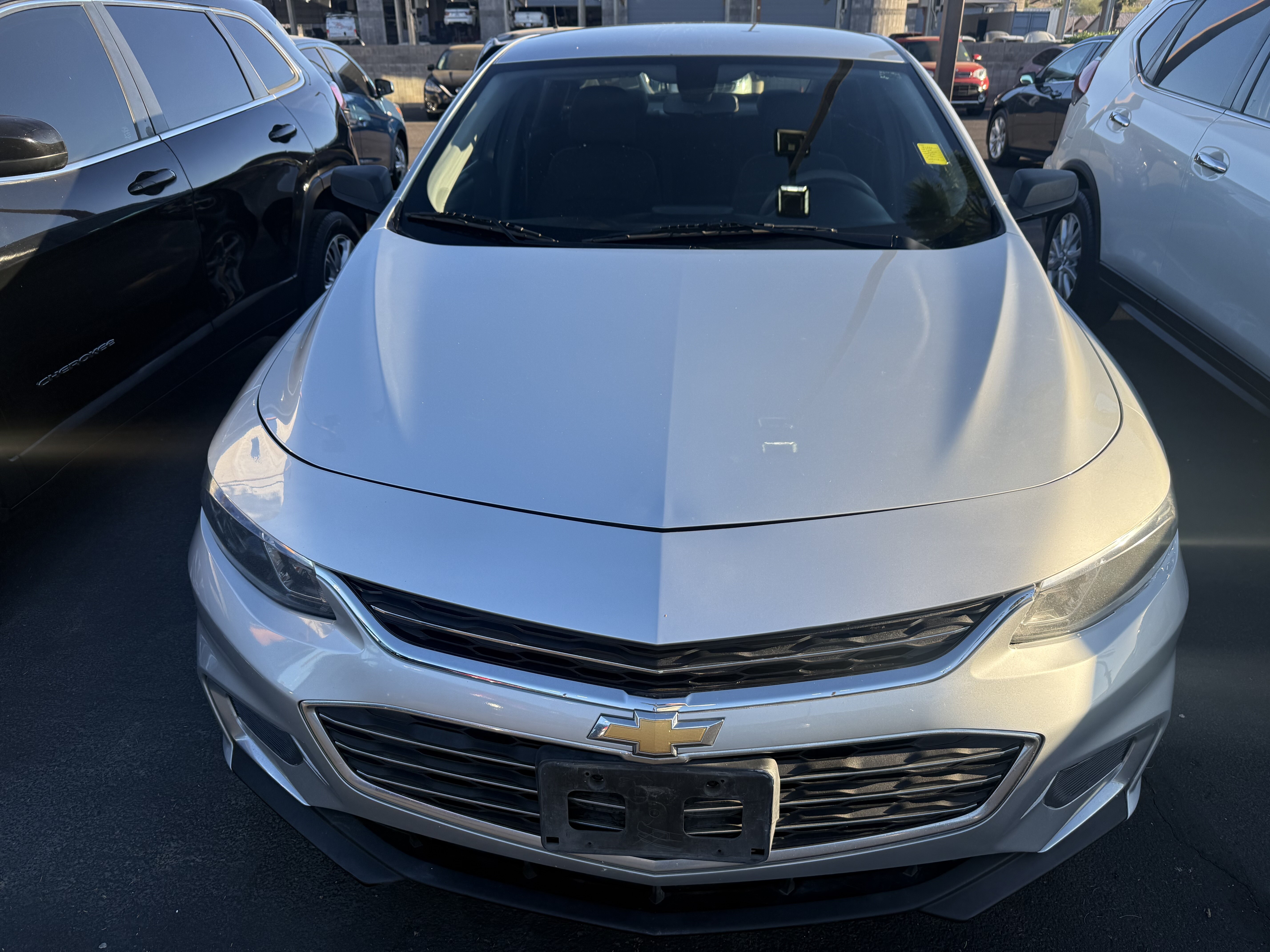 2018 Chevrolet Malibu in Phoenix, AZ 85022 - 18121508 2