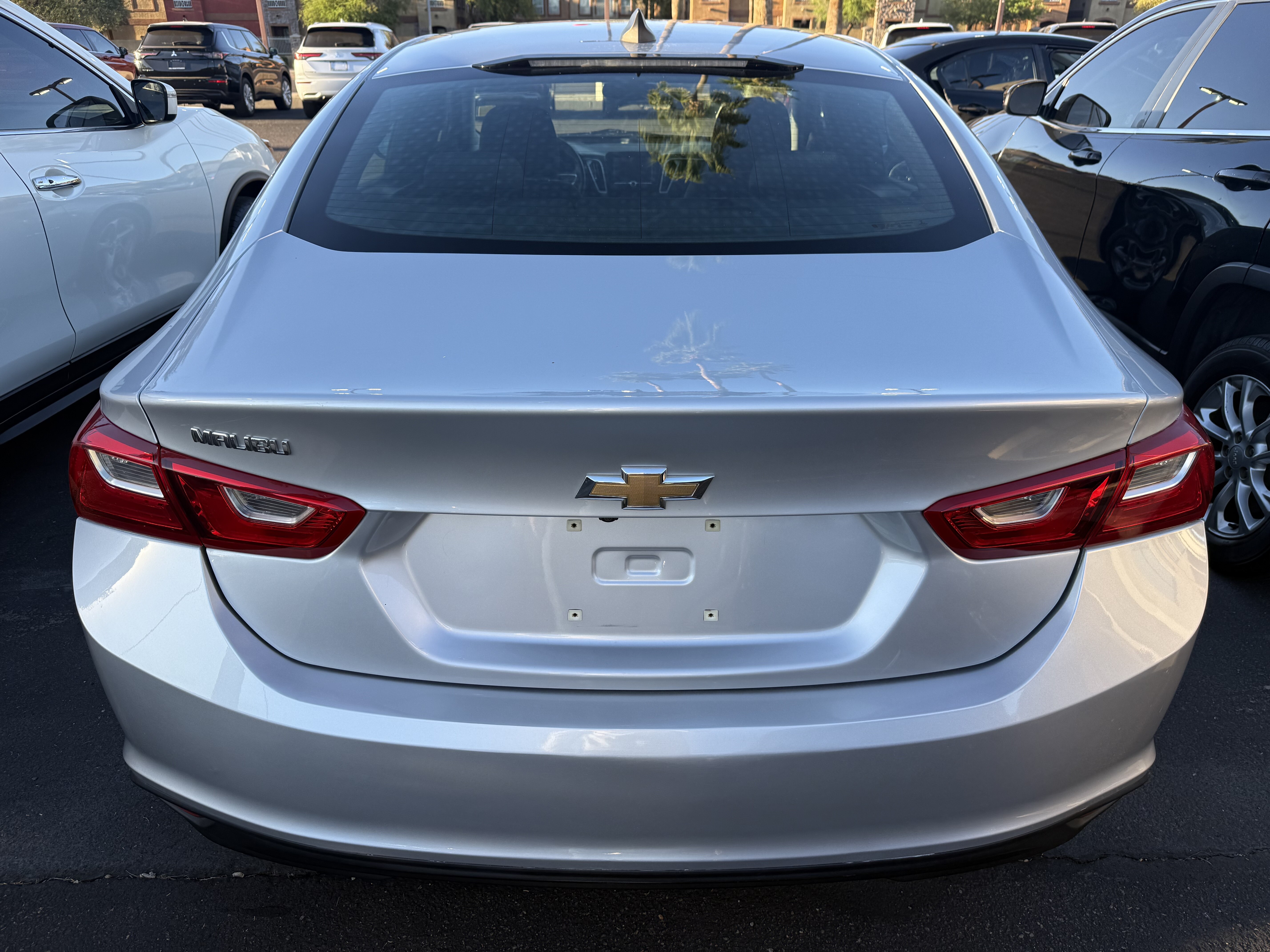 2018 Chevrolet Malibu in Phoenix, AZ 85022 - 18121508 5