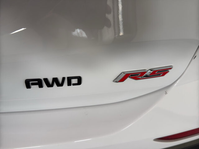 2022 Chevrolet Equinox in Burlington, WI 53105 - 18121509 11