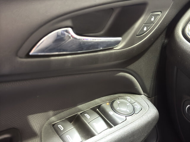 2022 Chevrolet Equinox in Burlington, WI 53105 - 18121509 36