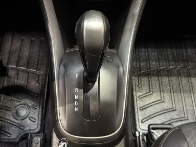 2022 Chevrolet Trax in Burlington, WI 53105 - 18121511 29