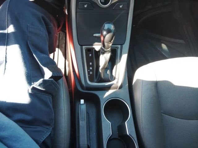 2015 Hyundai Elantra in Greenville, SC 29607 - 18121520 28