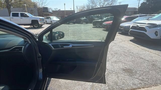 2016 Ford Fusion in Greenville, SC 29607 - 18121521 14