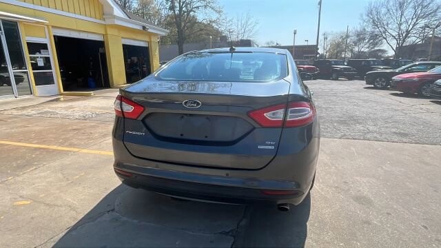 2016 Ford Fusion in Greenville, SC 29607 - 18121521 4